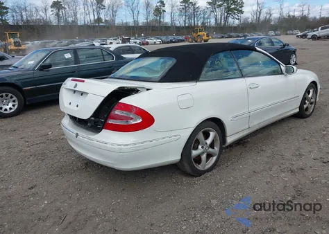 2005 Mercedes-Benz Clk 320 z USA, uszkodzony, nr VIN WDBTK65G35T035846